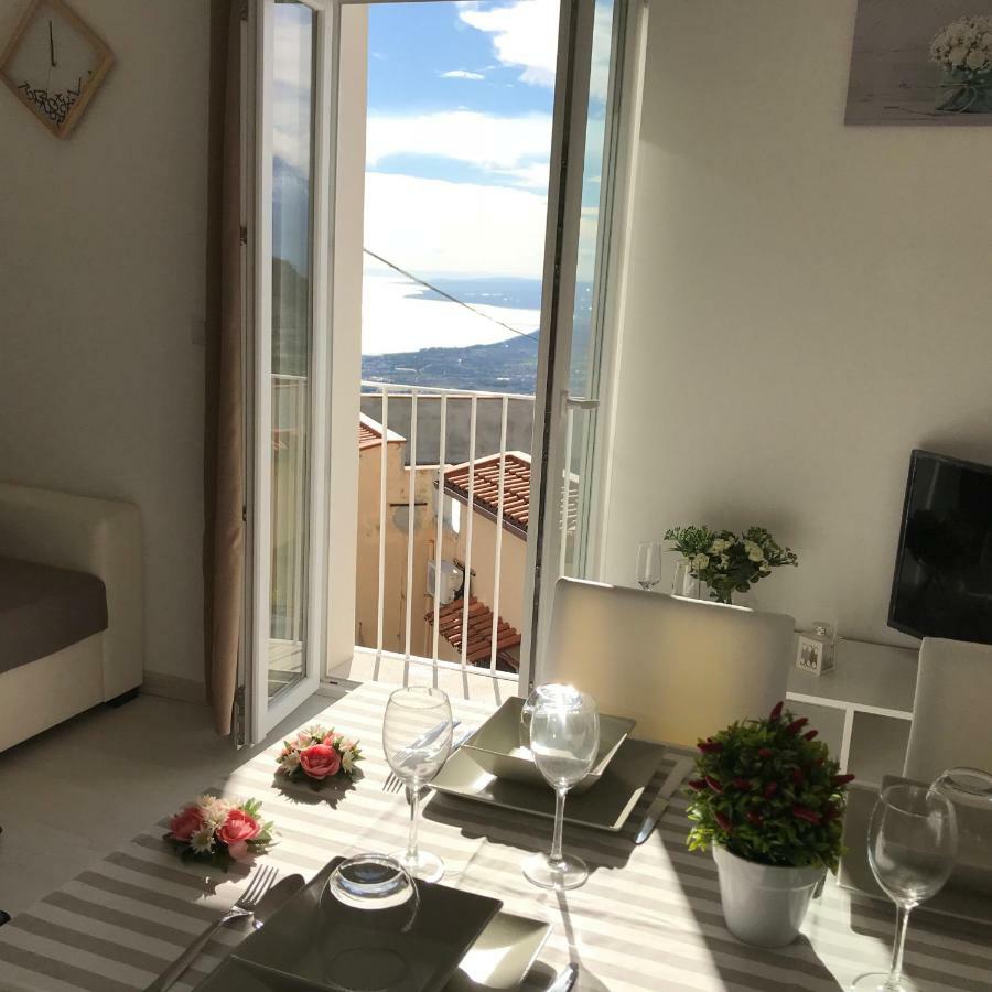 Giorgiada Luxury Apartment Castelmola Exterior photo